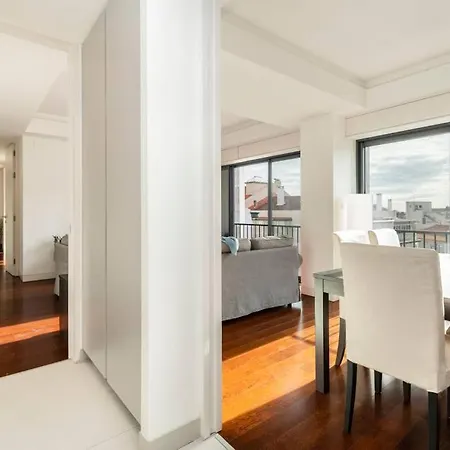Modern High Tech Central Flat For 4 * Lisboa